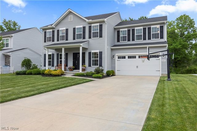 8109 Ashford Circle, North Ridgeville, OH 44039