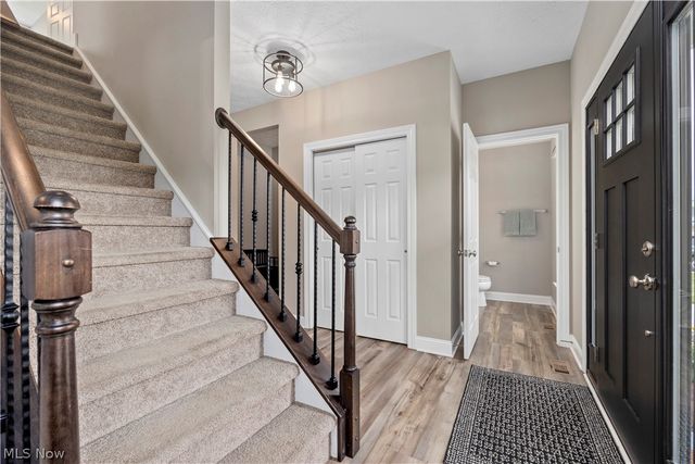 8109 Ashford Circle, North Ridgeville, OH 44039