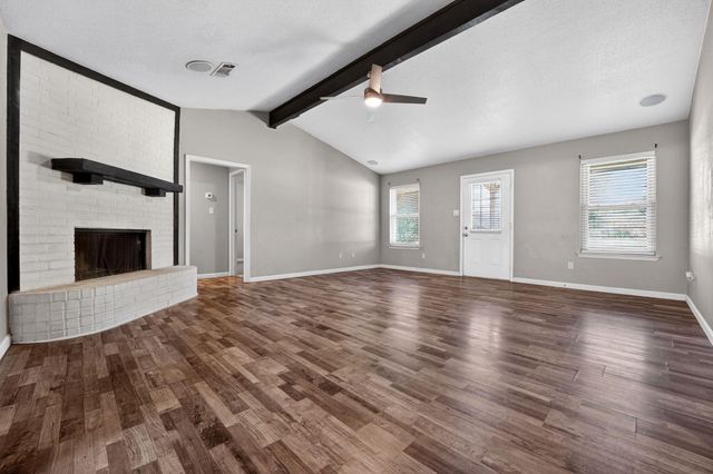 501 Possum Trot ST, Burnet, TX 78611