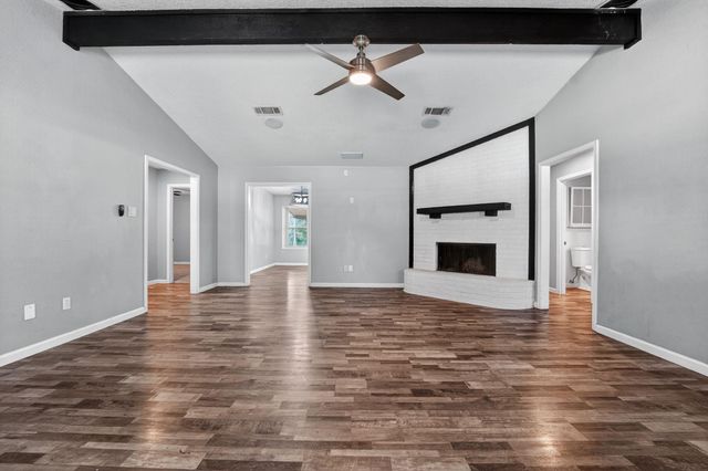 501 Possum Trot ST, Burnet, TX 78611