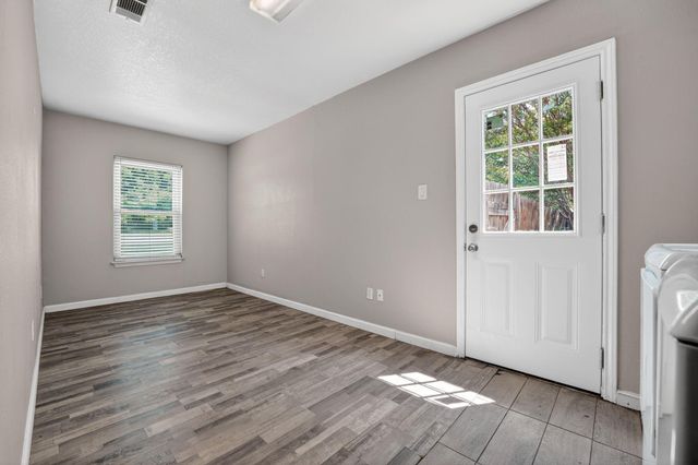 501 Possum Trot ST, Burnet, TX 78611