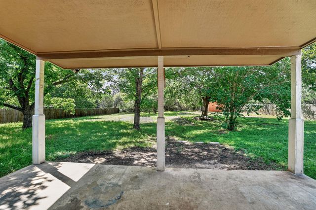 501 Possum Trot ST, Burnet, TX 78611