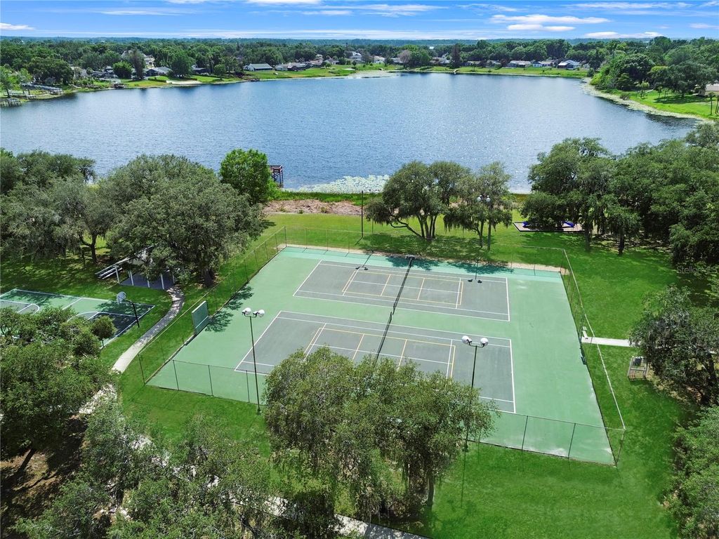 Image 47 of property listing at 8628 GRANADA BOULEVARD, Orlando, FL 32836