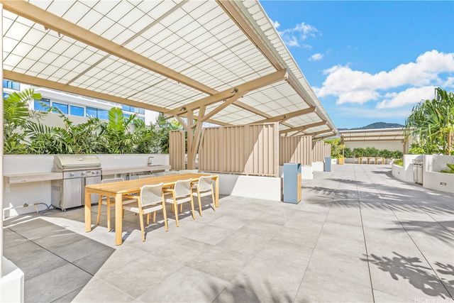 1500 Rycroft Street 2412R, Honolulu, HI 96814