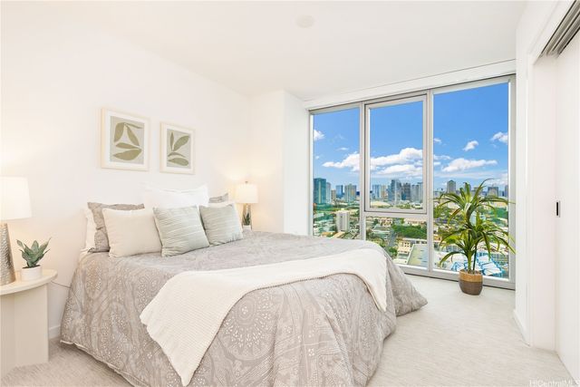 1500 Rycroft Street 2412R, Honolulu, HI 96814