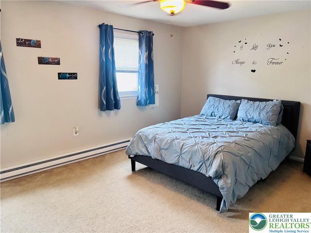 907 Lenape Circle, Catasauqua Boro, PA 18032