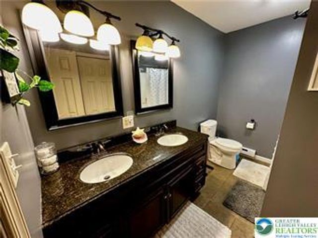 907 Lenape Circle, Catasauqua Boro, PA 18032