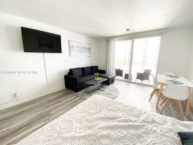 19201 Collins Ave 924, Sunny Isles Beach, FL 33160