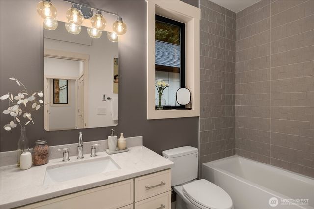 4120 161st Avenue SE, Bellevue, WA 98006