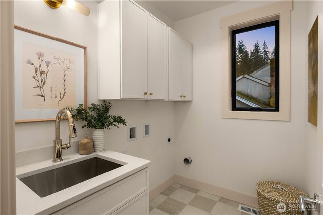 4120 161st Avenue SE, Bellevue, WA 98006