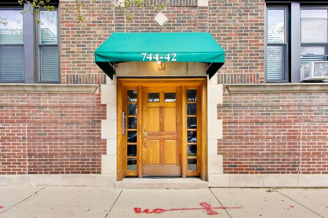 742 W Wrightwood Avenue 3, Chicago, IL 60614
