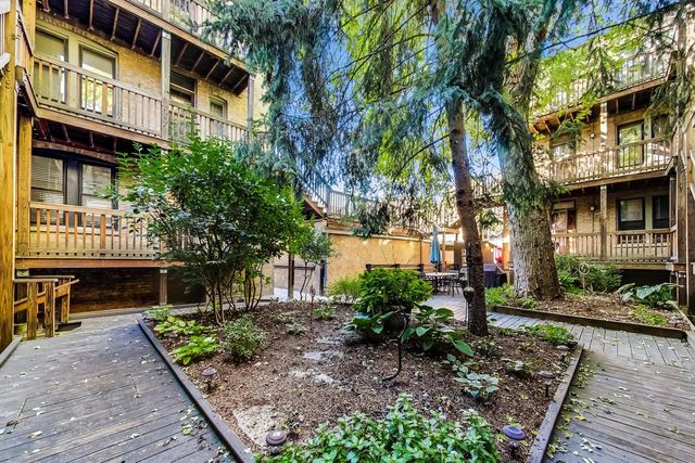 742 W Wrightwood Avenue 3, Chicago, IL 60614