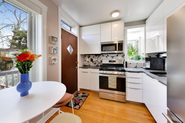 742 W Wrightwood Avenue 3, Chicago, IL 60614