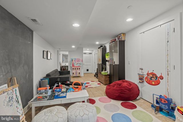 1124 N AMERICAN ST #8, Philadelphia, PA 19123