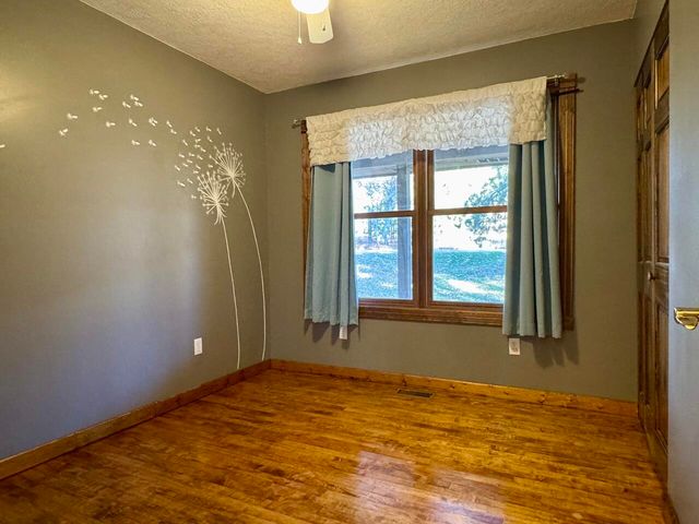 2433 W Maplehurst Drive, Roscommon, MI 48653