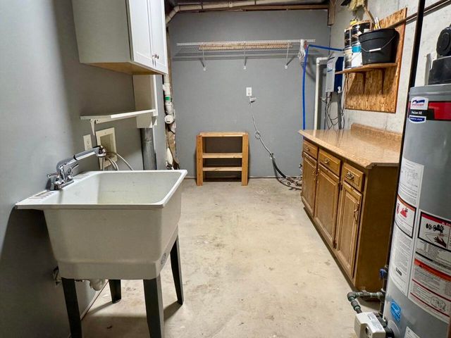 2433 W Maplehurst Drive, Roscommon, MI 48653