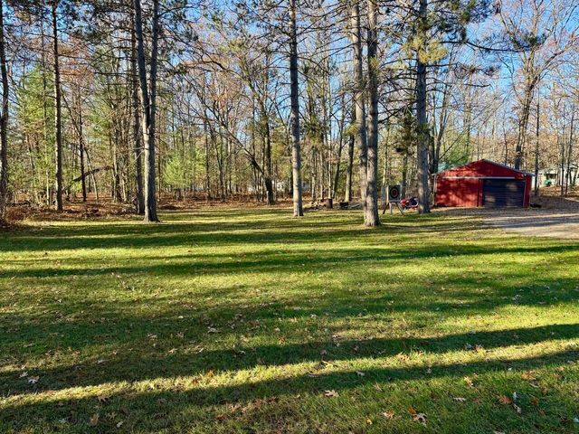 2433 W Maplehurst Drive, Roscommon, MI 48653
