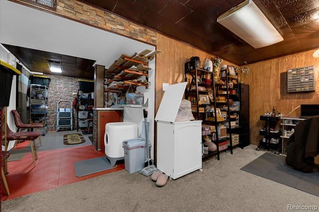 37346 Charter Oaks Boulevard, Clinton Township, MI 48036