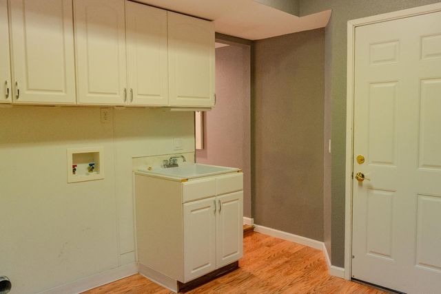 8323 Newbridge Way, Citrus Heights, CA 95610
