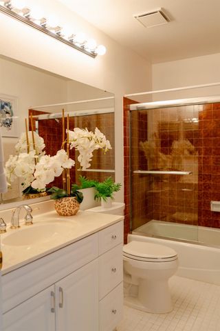8323 Newbridge Way, Citrus Heights, CA 95610