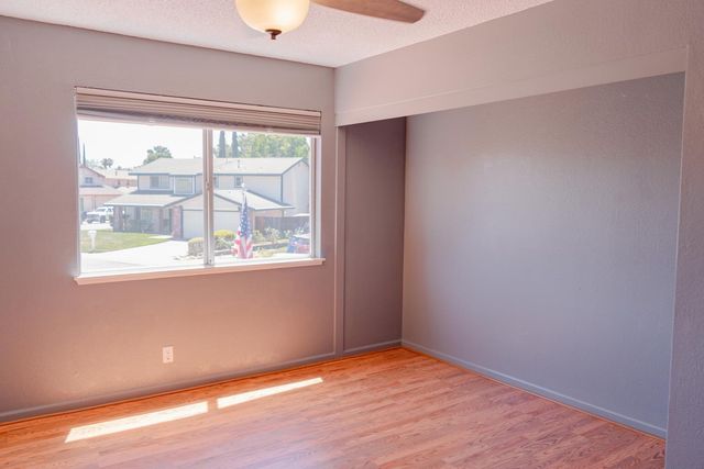 8323 Newbridge Way, Citrus Heights, CA 95610