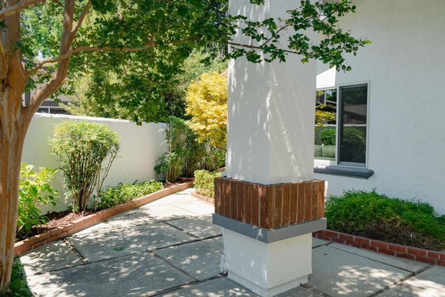 8323 Newbridge Way, Citrus Heights, CA 95610