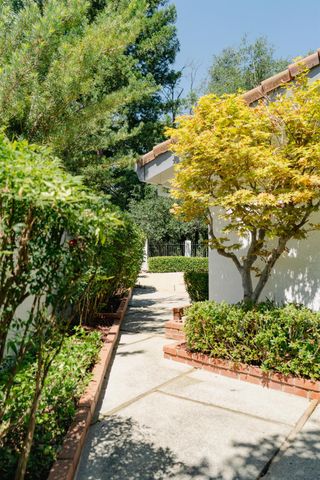 8323 Newbridge Way, Citrus Heights, CA 95610