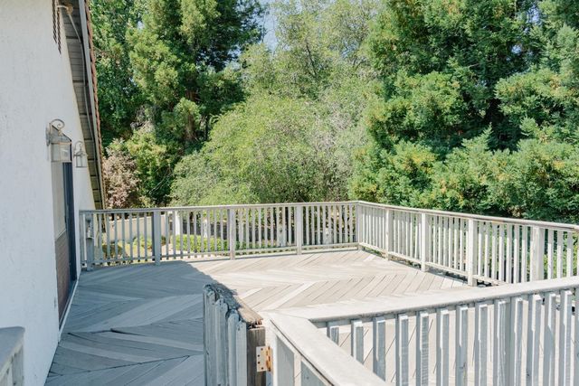 8323 Newbridge Way, Citrus Heights, CA 95610