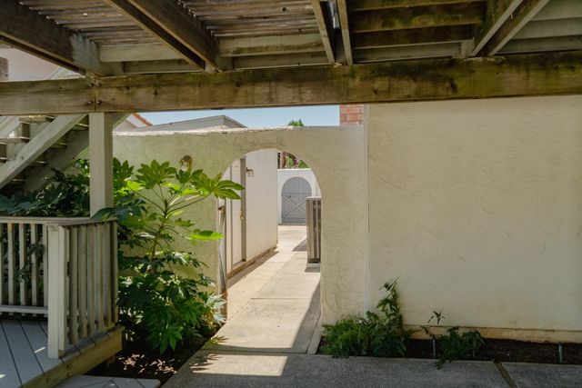 8323 Newbridge Way, Citrus Heights, CA 95610
