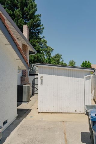 8323 Newbridge Way, Citrus Heights, CA 95610
