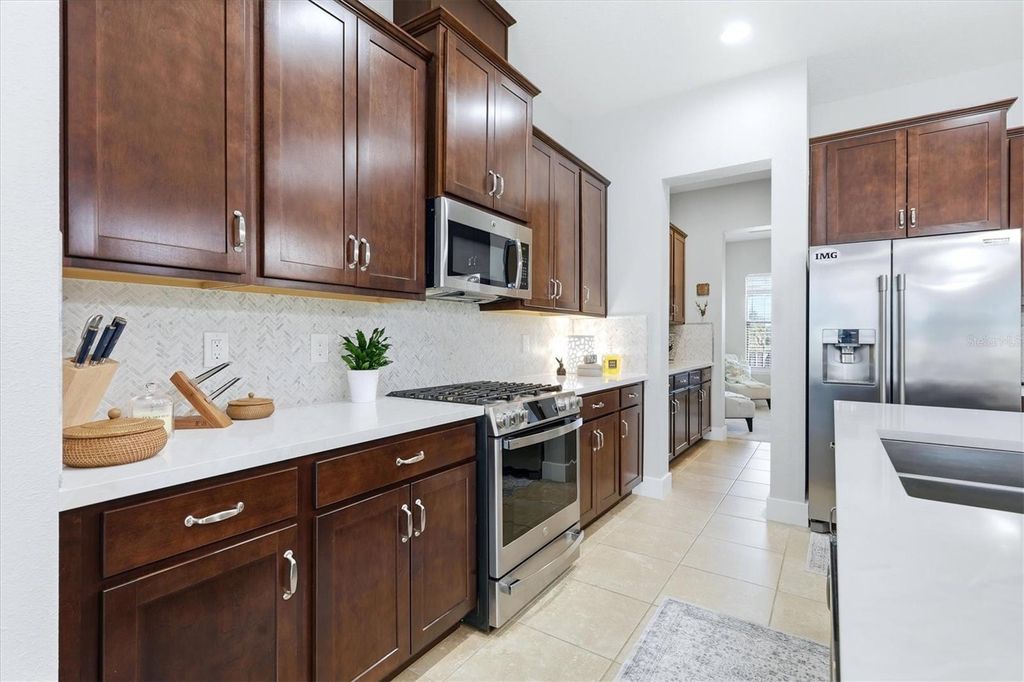 Image 19 of property listing at 5407 TITLE ROW DRIVE, Bradenton, FL 34210