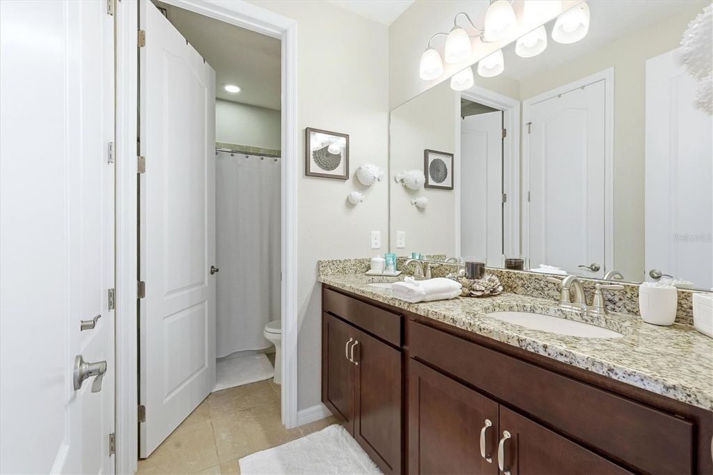 Image 33 of property listing at 5407 TITLE ROW DRIVE, Bradenton, FL 34210