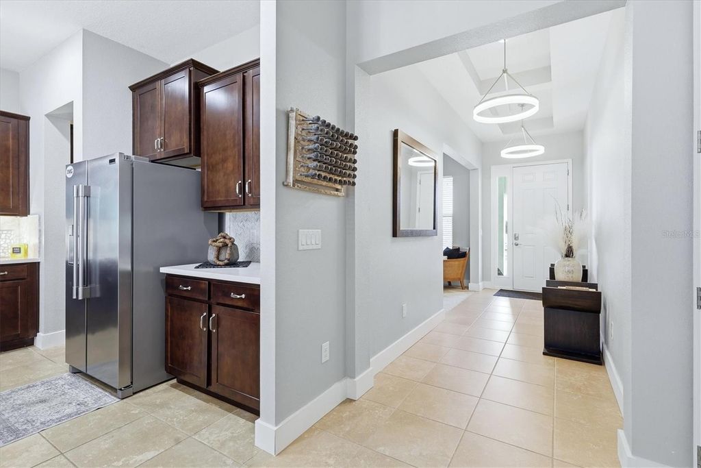 Image 5 of property listing at 5407 TITLE ROW DRIVE, Bradenton, FL 34210