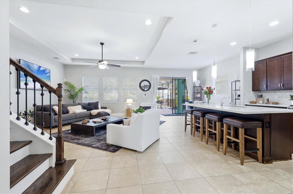 Image 8 of property listing at 5407 TITLE ROW DRIVE, Bradenton, FL 34210