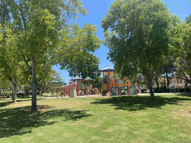 4534 Da Vinci St, San Diego, CA 92130