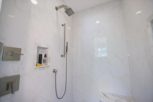 1827 BAYWOOD DRIVE, Sarasota, FL 34231
