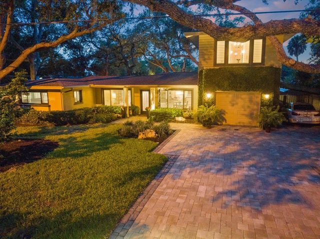 1827 BAYWOOD DRIVE, Sarasota, FL 34231