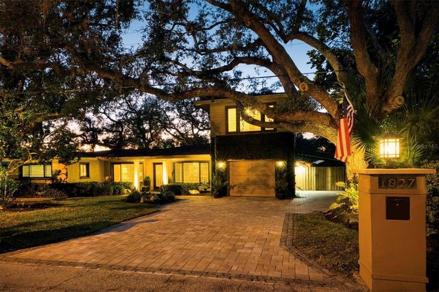 1827 BAYWOOD DRIVE, Sarasota, FL 34231