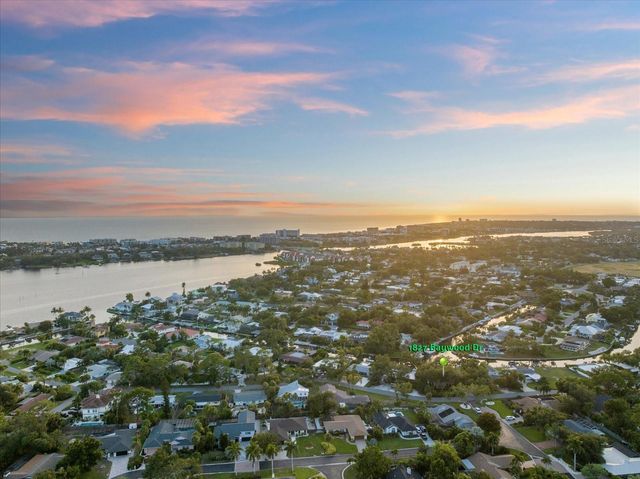 1827 BAYWOOD DRIVE, Sarasota, FL 34231