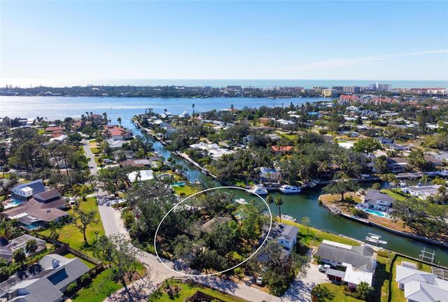 1827 BAYWOOD DRIVE, Sarasota, FL 34231