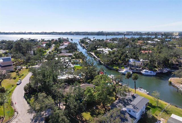 1827 BAYWOOD DRIVE, Sarasota, FL 34231