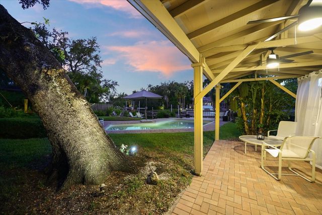1827 BAYWOOD DRIVE, Sarasota, FL 34231