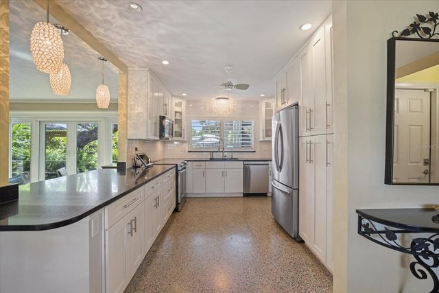 1827 BAYWOOD DRIVE, Sarasota, FL 34231