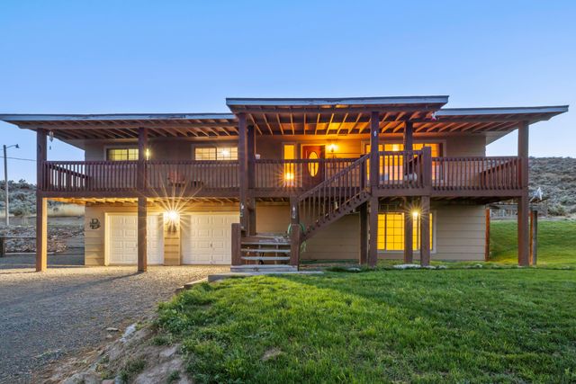 10580 Buesing Road, Klamath Falls, OR 97603