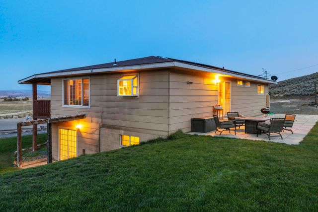 10580 Buesing Road, Klamath Falls, OR 97603