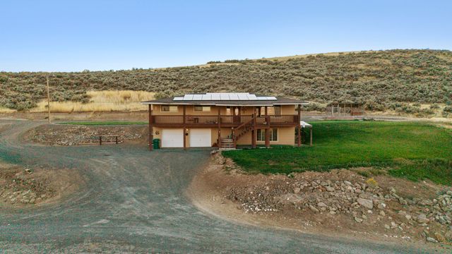 10580 Buesing Road, Klamath Falls, OR 97603