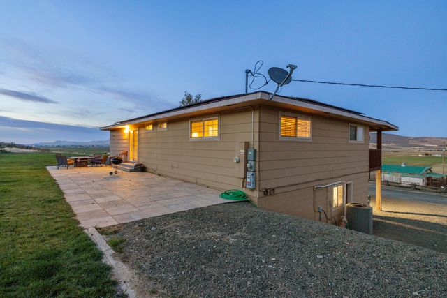 10580 Buesing Road, Klamath Falls, OR 97603