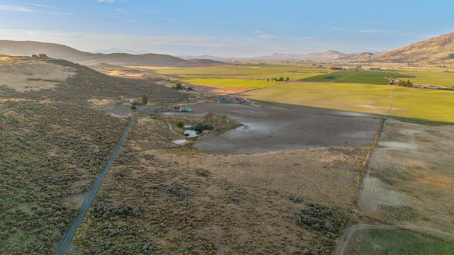 10580 Buesing Road, Klamath Falls, OR 97603