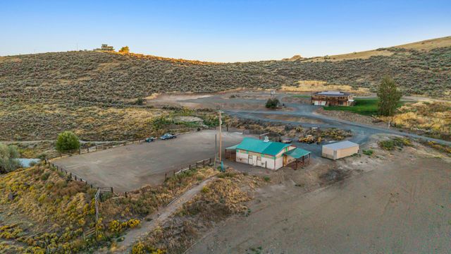 10580 Buesing Road, Klamath Falls, OR 97603