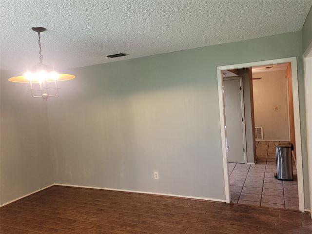 930 N Lydia Street, Stephenville, TX 76401